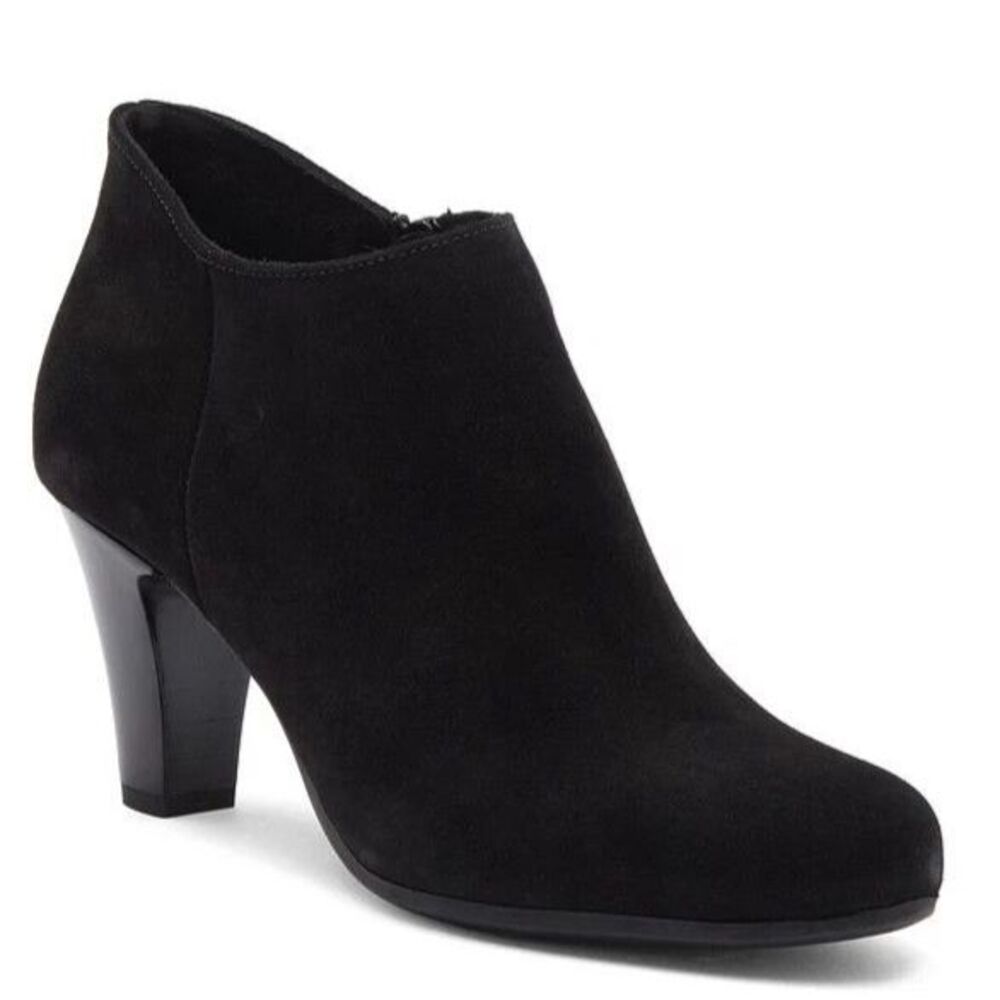 NEW La Canadienne 'Donovan' Waterproof Black Suede Bootie SIZE 7.5 MSRP: $498